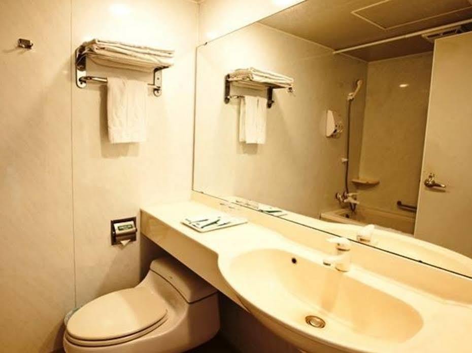 Lakeside Resort Nantou Екстериор снимка