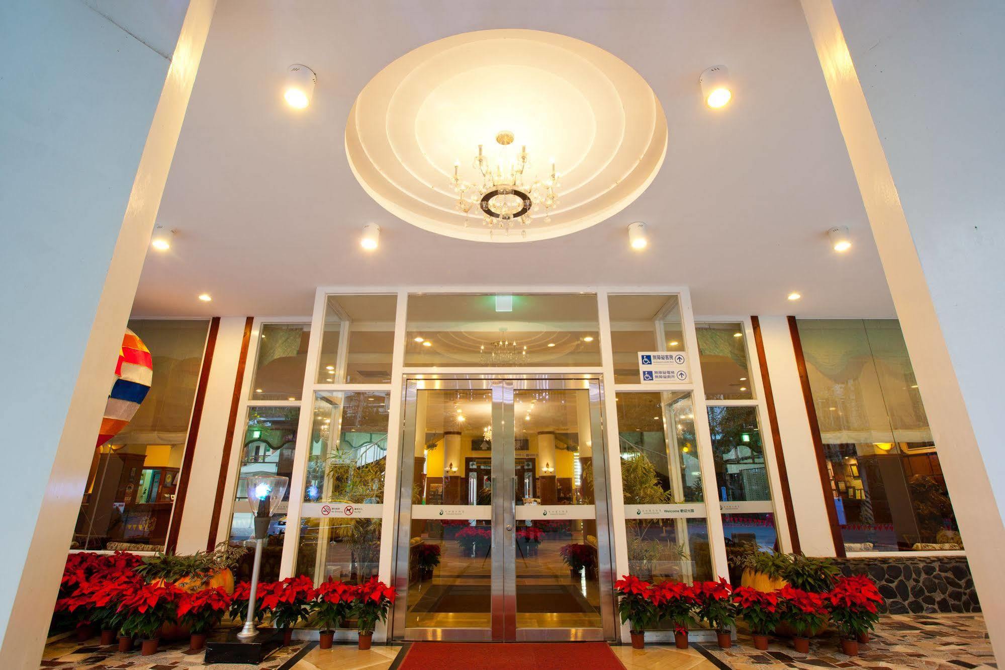 Lakeside Resort Nantou Екстериор снимка