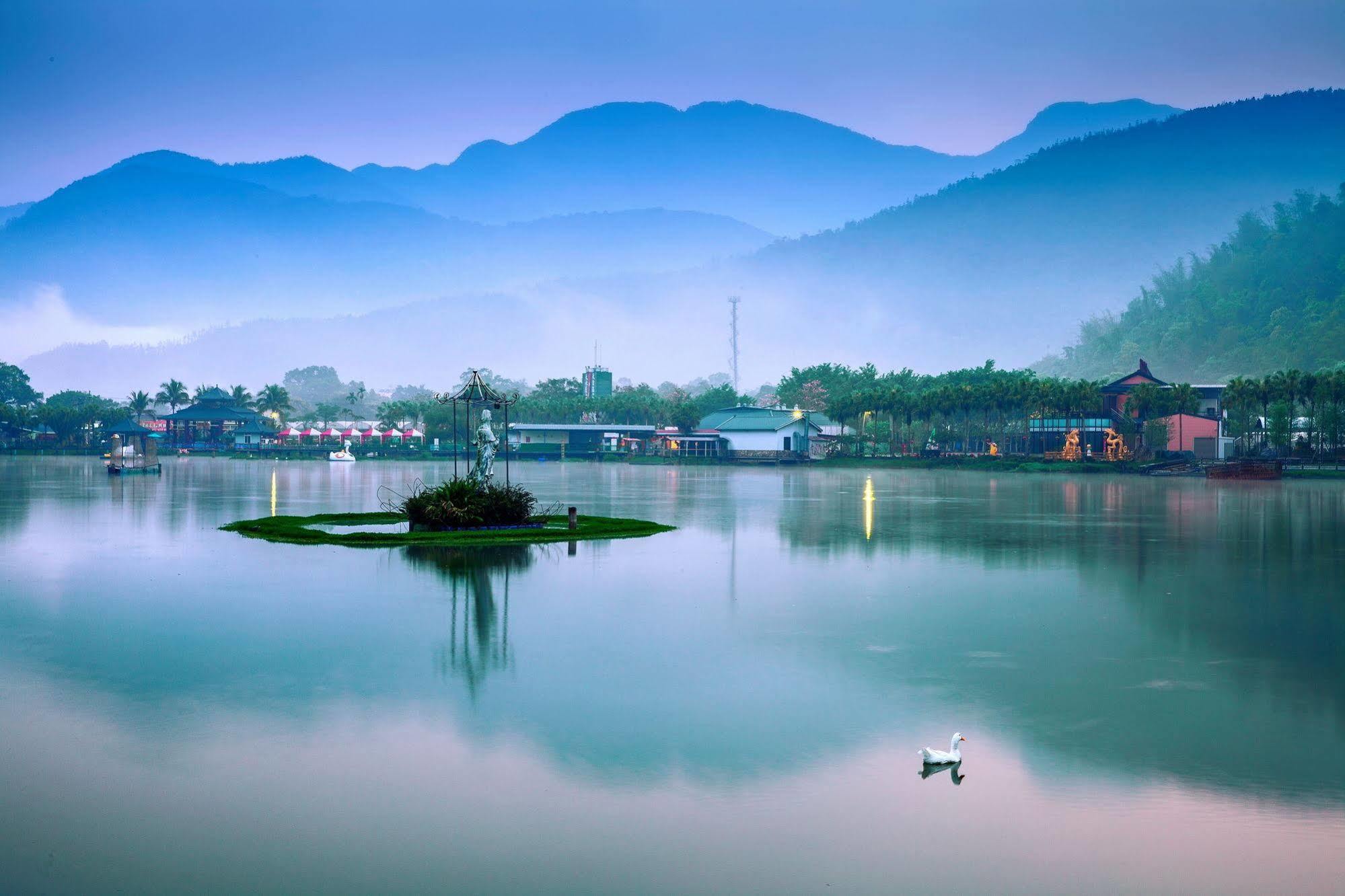 Lakeside Resort Nantou Екстериор снимка